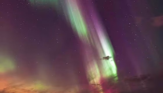 Northern Lights Hunt & Super Jeep Tour